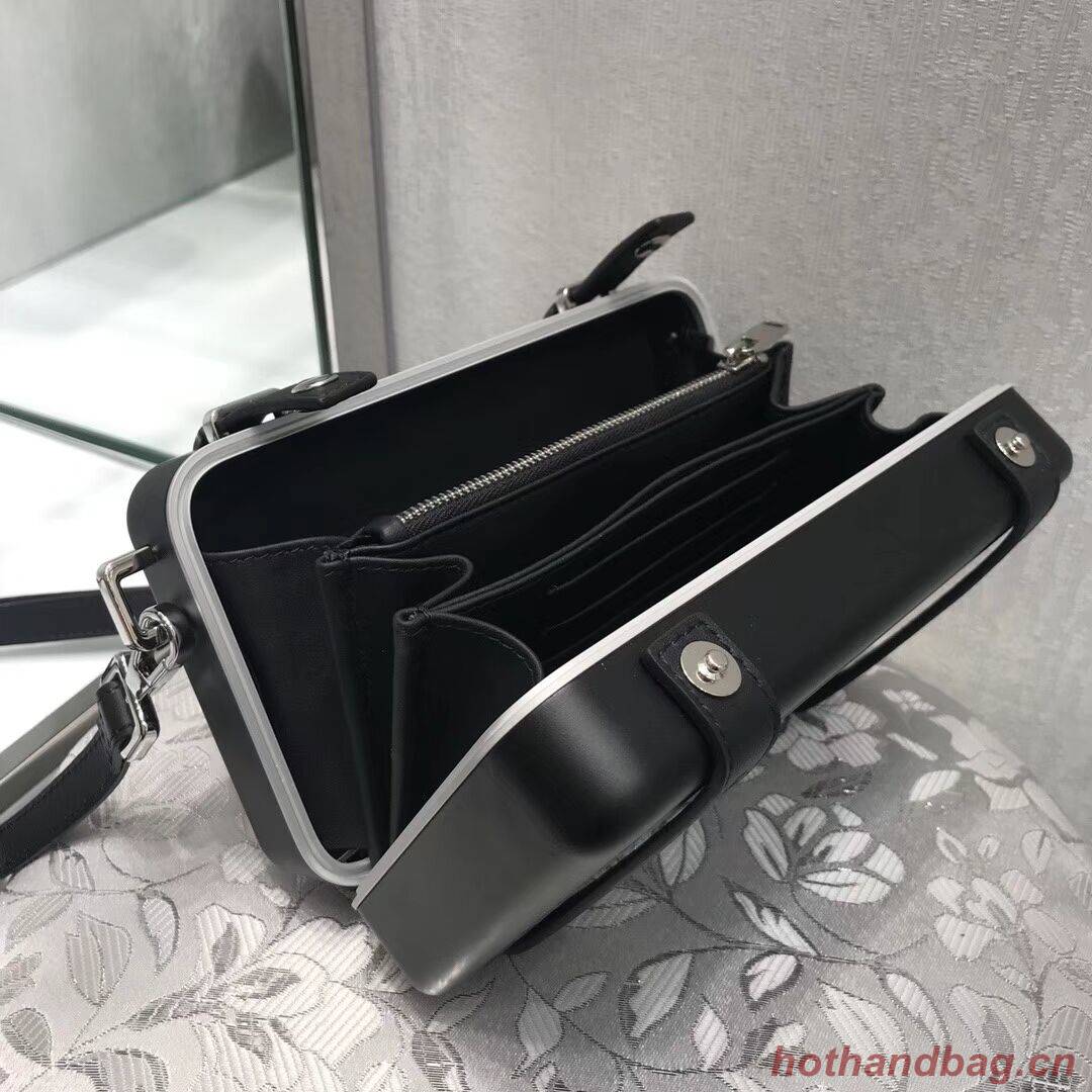 DIORAMA CALFSKIN CLUTCH M2020 black