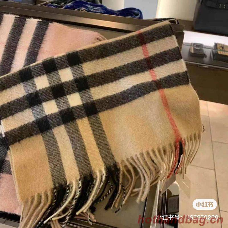 Burberry Scarf B00242