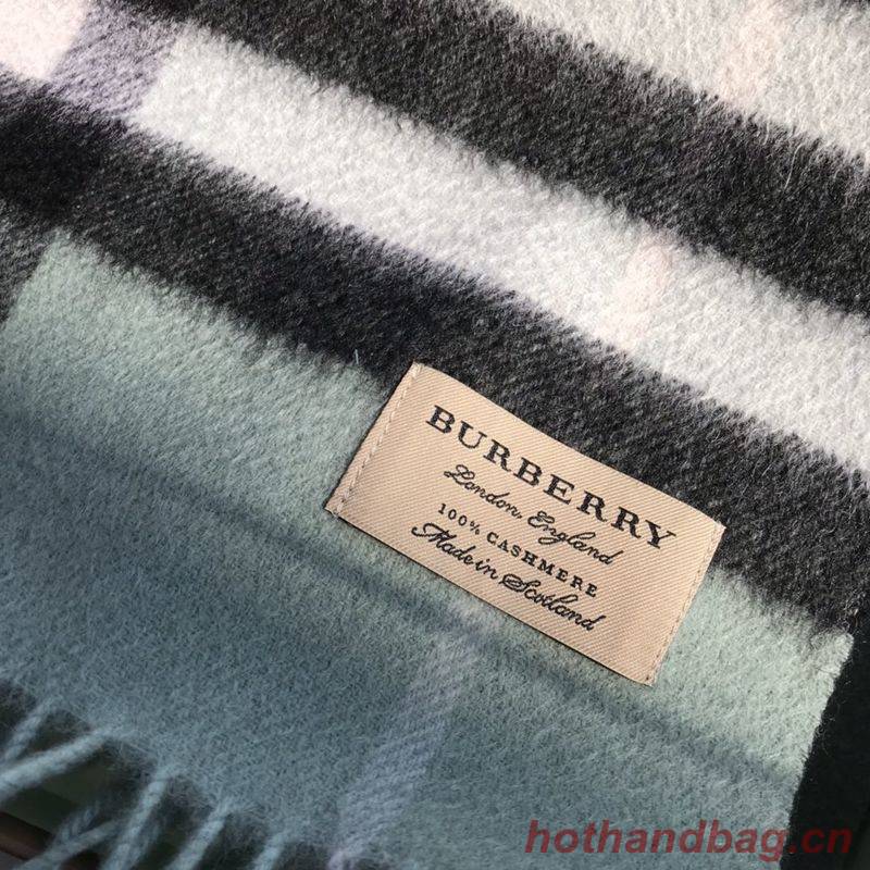 Burberry Scarf B00244