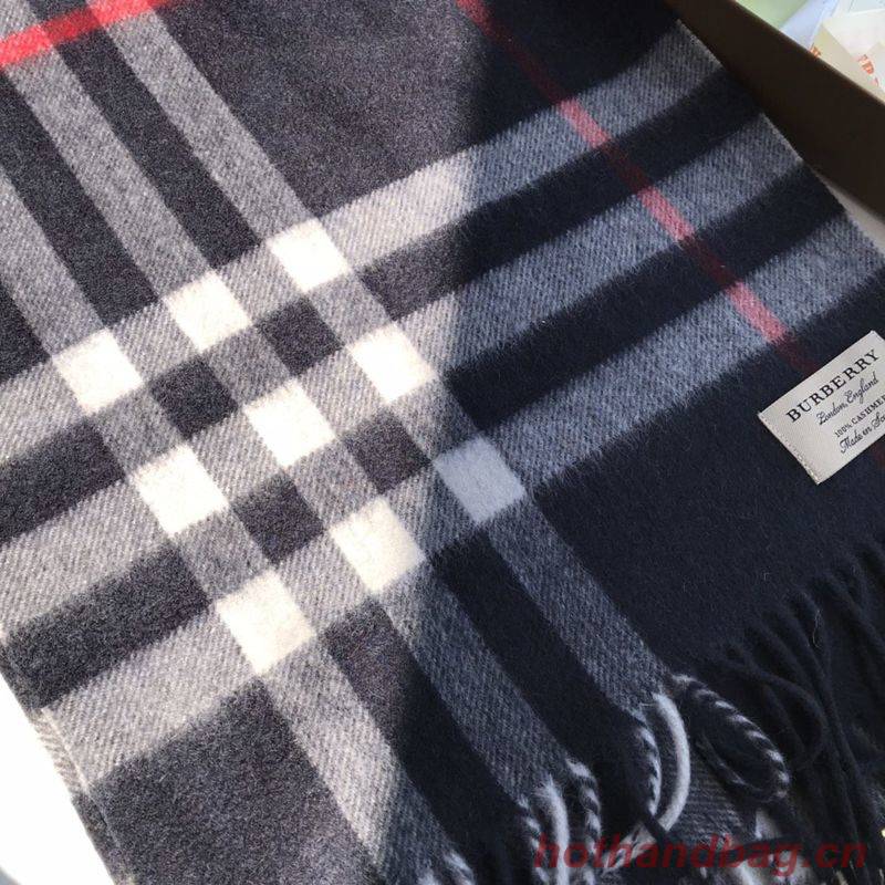 Burberry Scarf B00247