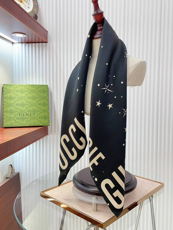 Gucci Scarf GUC00369 Gucci Scarf GUC00369