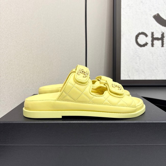 Chanel WOMENS SANDAL 55869-5