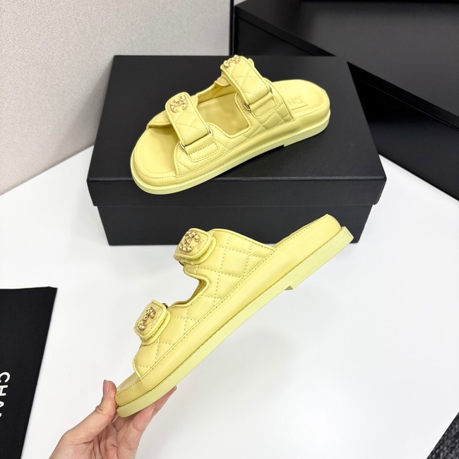 Chanel WOMENS SANDAL 55869-5