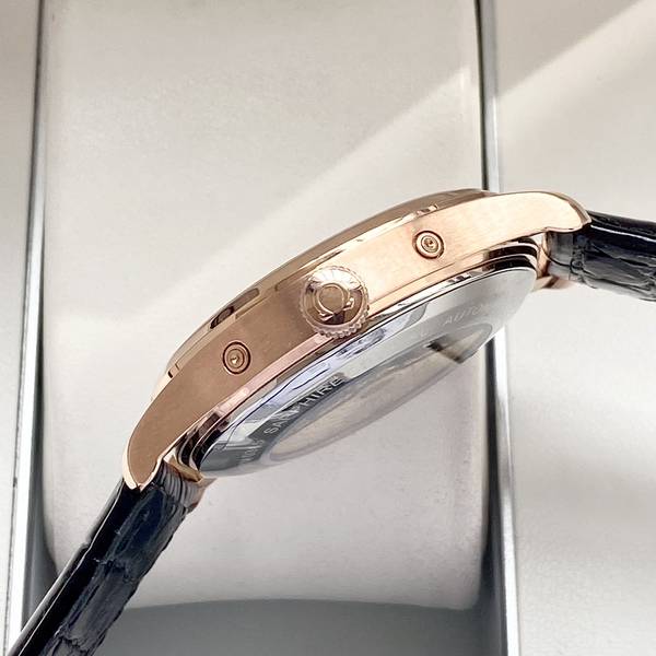 Omega Watch OMW00828-1