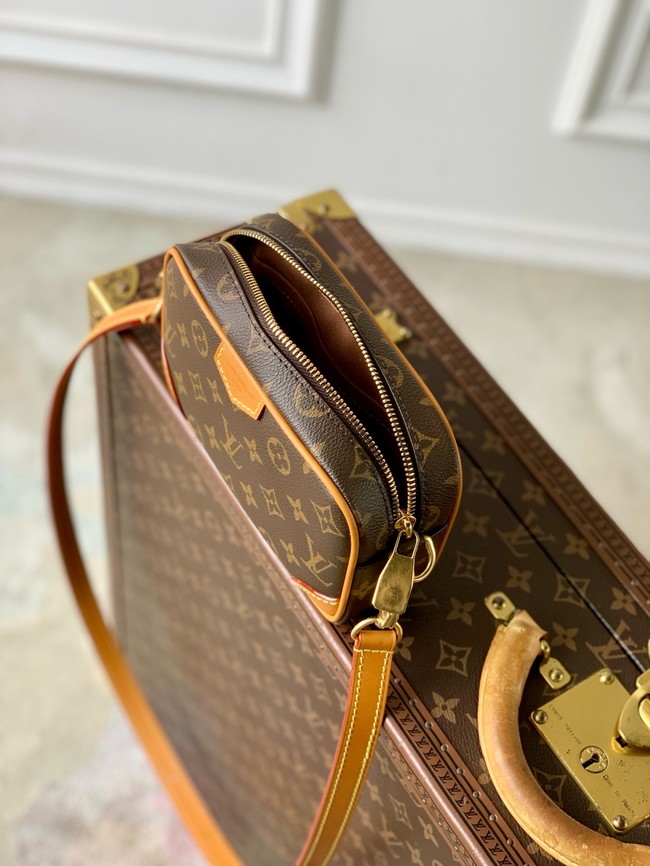 Louis Vuitton Trocadero Wearable Wallet M14058