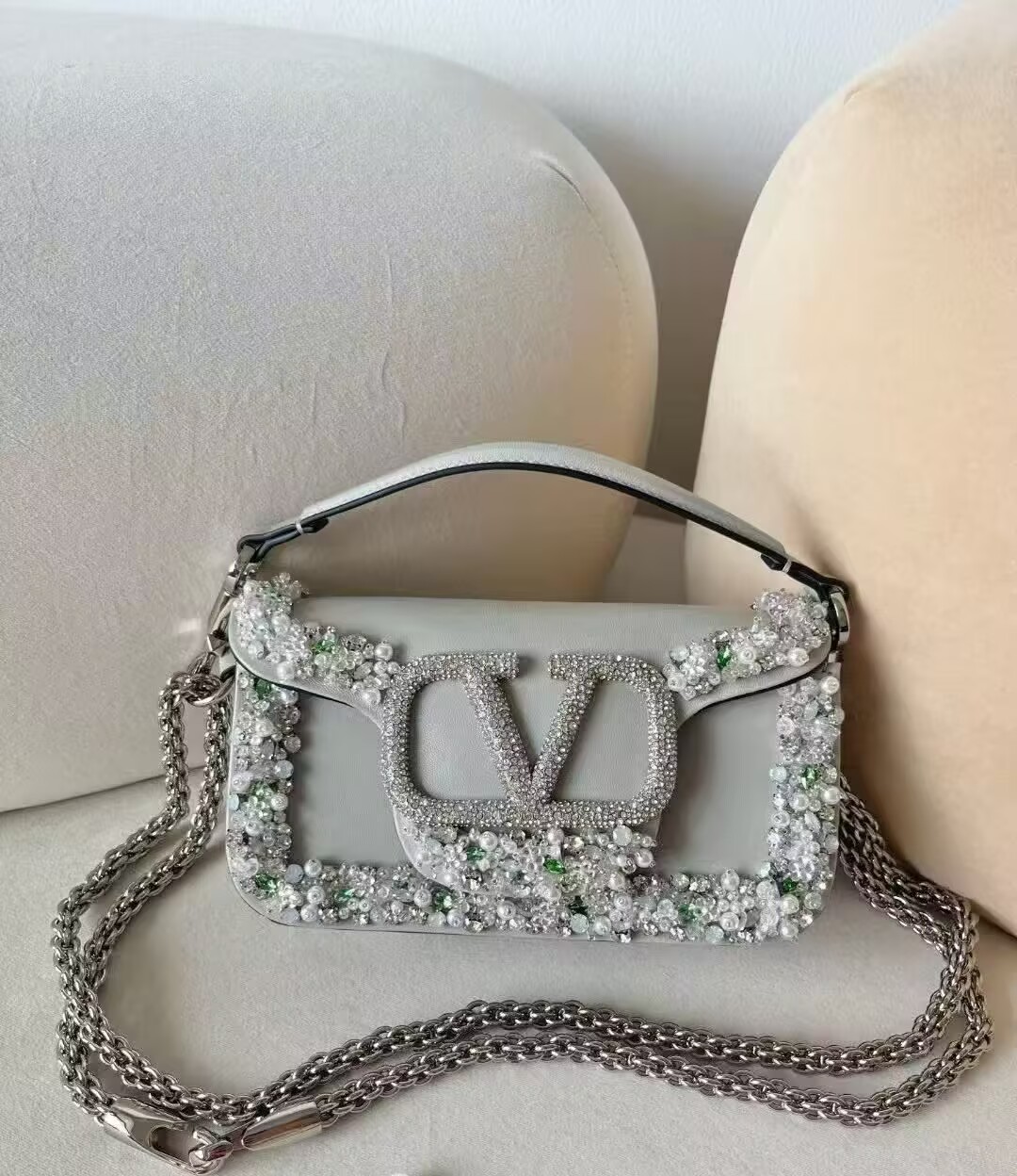 VALENTINO LOCO Small handbag in laminated calfskin WB0K53 sky blue