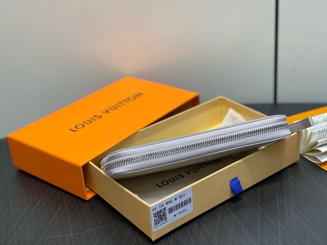 Louis Vuitton Zippy Wallet M13825 Brume