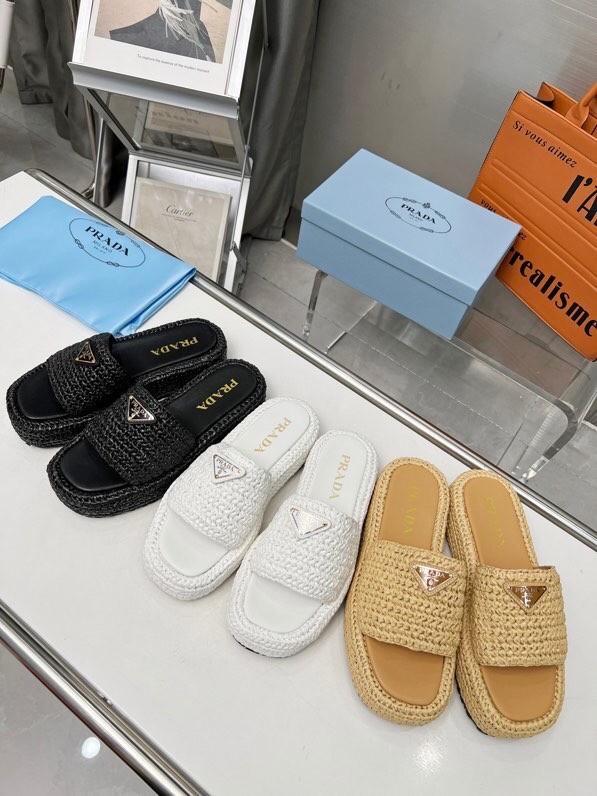 Prada WOMENS SANDAL 77847-1