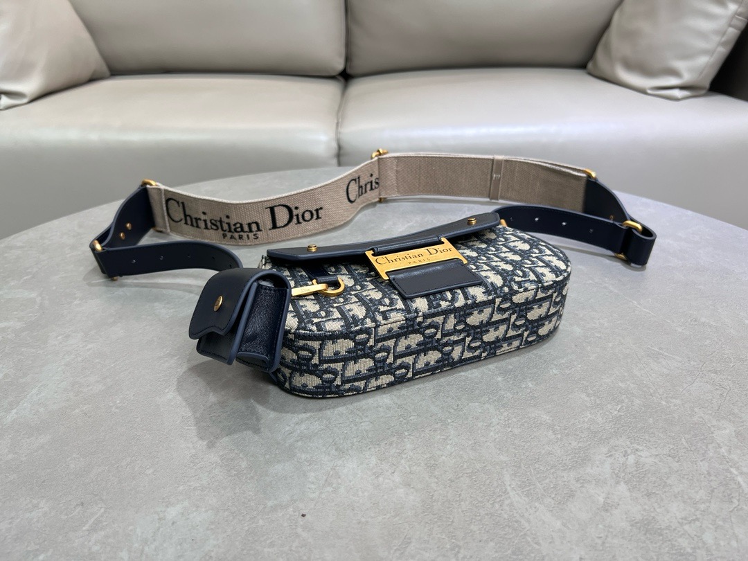 Dior Small Streetchic Bag Blue Dior Oblique Jacquard and mooth Calfskin M3913CDKV