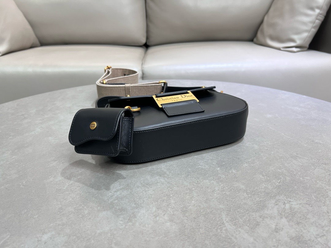 Dior Small Streetchic Bag mooth Calfskin M3913CDKV black