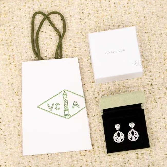 Van Cleef & Arpels Earring CE16620