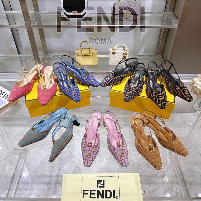 Fendi WOMENS SANDAL 44867-1