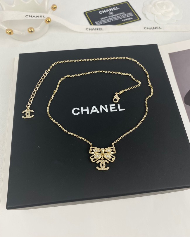 Chanel necklace CE16638