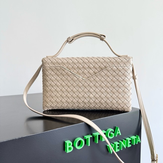 Bottega Veneta Knot Lock 817191 Ecru