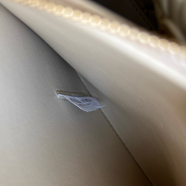 Bottega Veneta Patti Shoulder Bag 776783 String