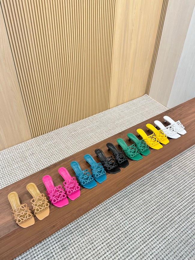 Loewe Slippers 44927-1
