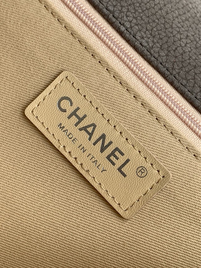 Chanel MAXI FLAP BAG Shoulder Bag AS6068 gray