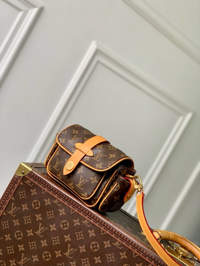 Louis Vuitton Cargo Wearable Wallet M14742