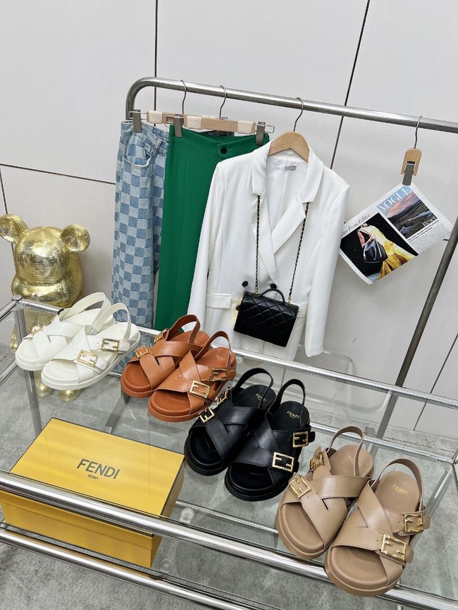 Fendi WOMENS SANDAL 44967-1