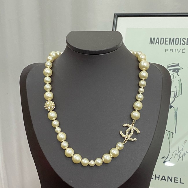 Chanel necklace CE16977
