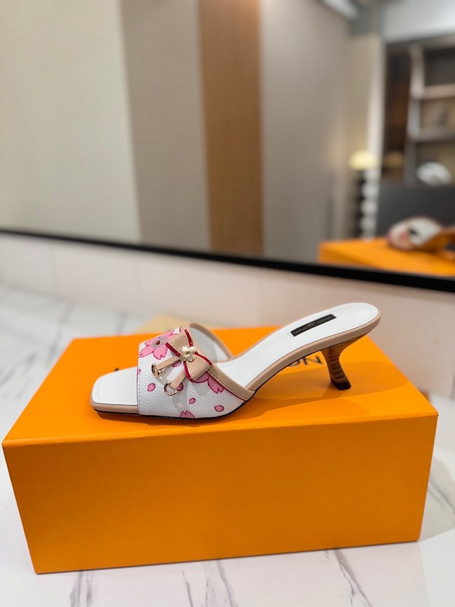 Louis Vuitton Slippers 45001-12