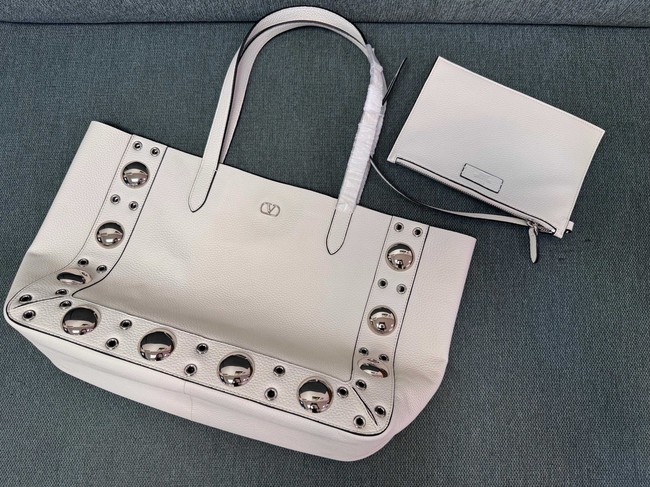 VALENTINO VLOGO velvet Shoulder Bag 3177 Cream