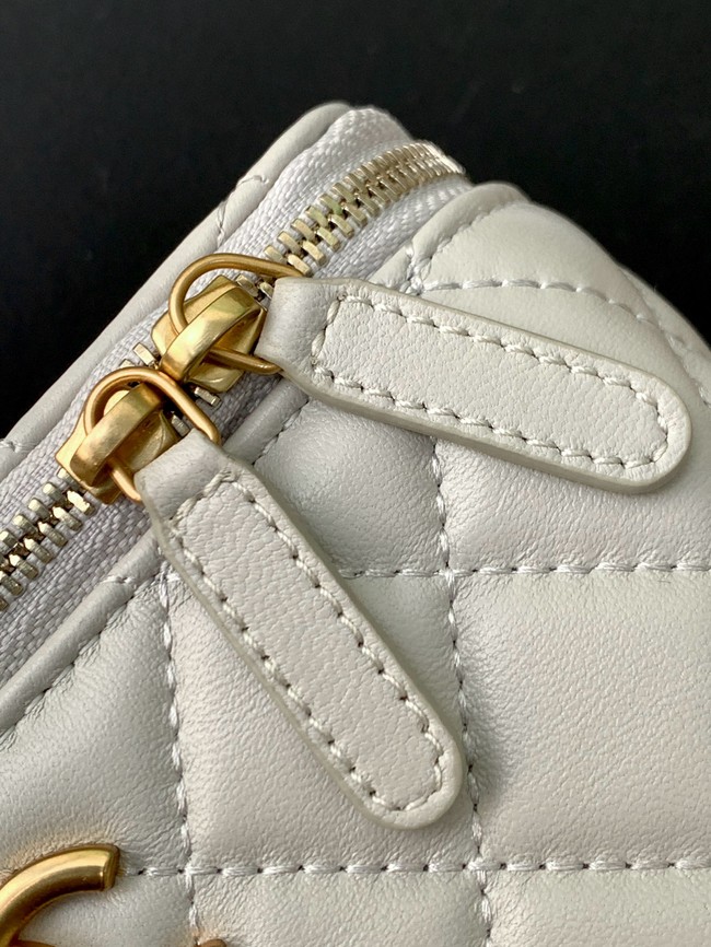 CHANEL Lambskin Vanity with Chain AP3940 Light Grey