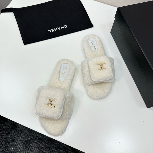 Chanel Slippers 45045-7