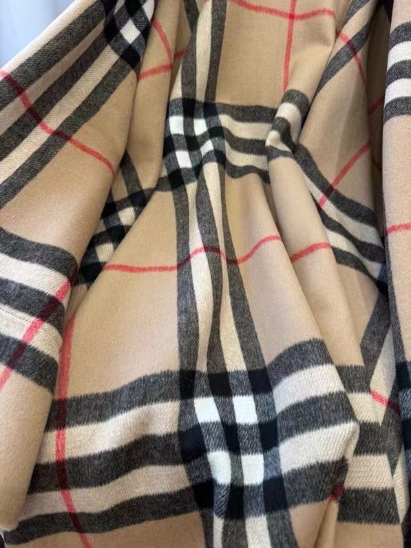 Burberry Cape Double-sided cashmere GG35928
