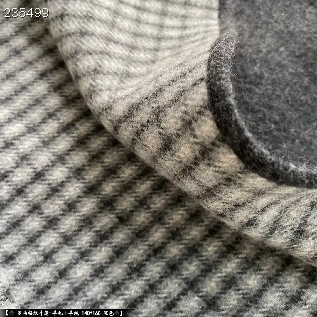 Fendi Cape Double-sided cashmere FDC35920