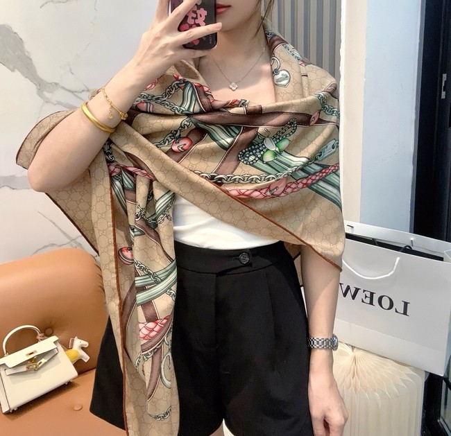 Gucci Square Scarf Silk Jacquard XT269