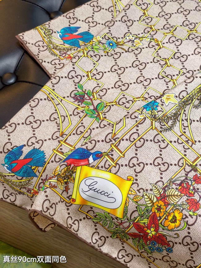 Gucci Square Scarf Silk Jacquard XT2890