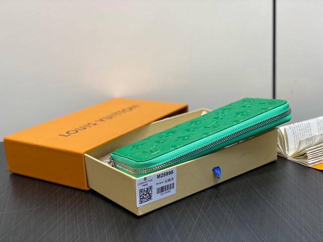 Louis Vuitton Zippy Wallet M25998 green