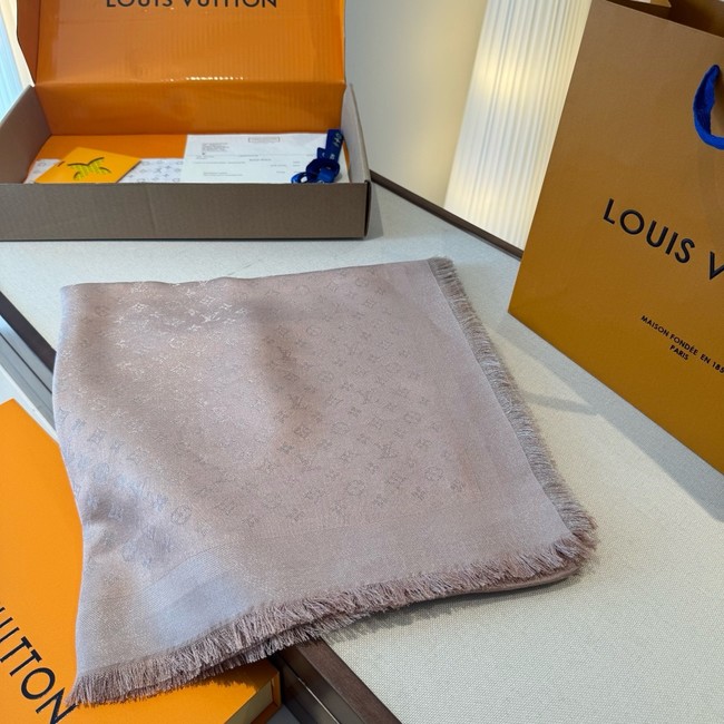 Louis Vuitton Monogram Classic Shawl M97743-2