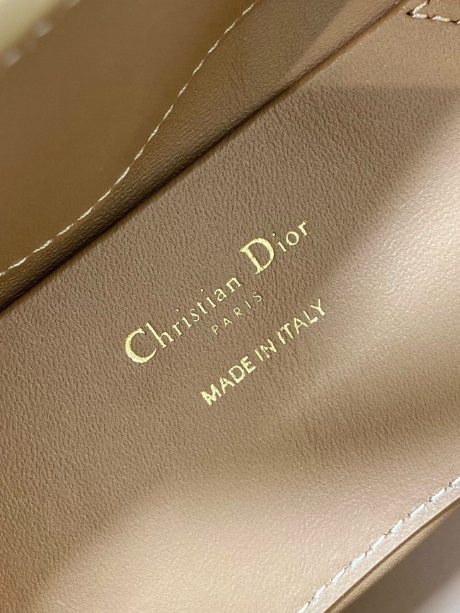 Small Dior Toujours Vertical Tote Bag Macrocannage Crinkled Calfskin M2835 Apricot