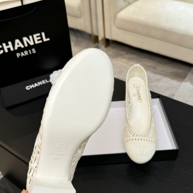 Chanel Embroidered Cotton 69878-4