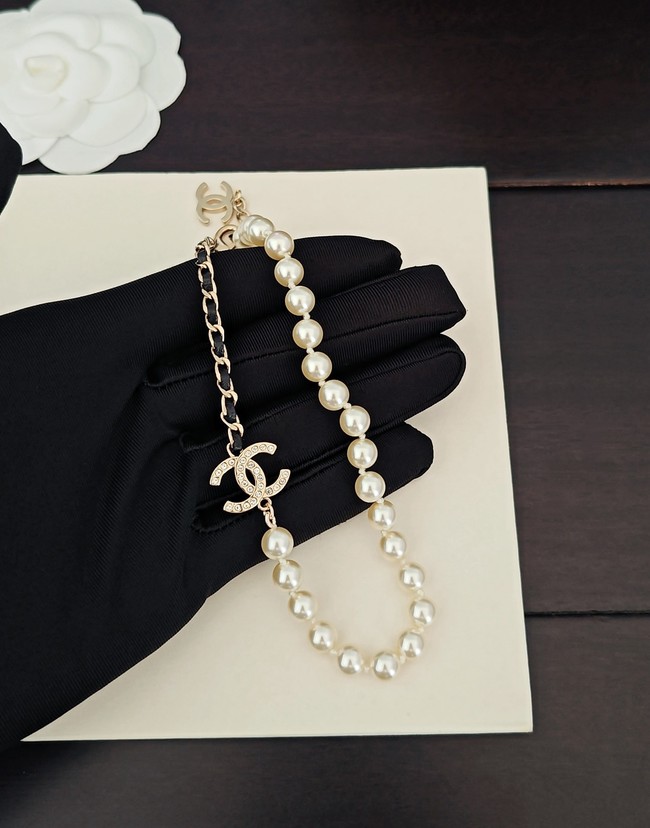 Chanel necklace CE81704