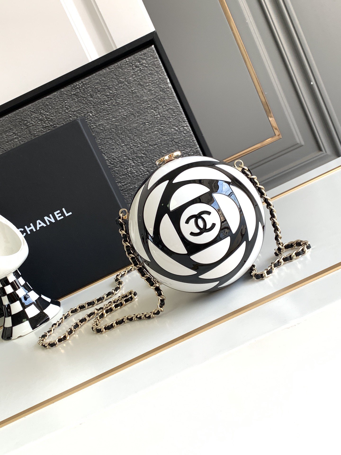 Chanel Camellia Mini Ball Bag 63029 White&Black