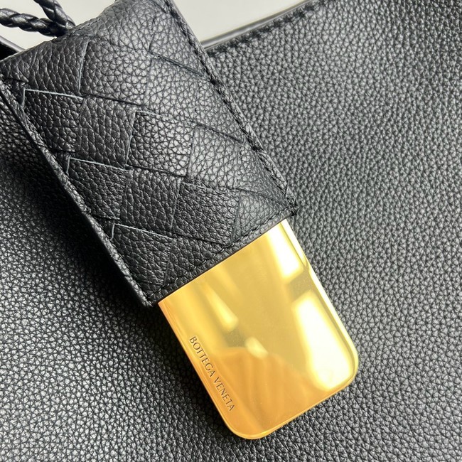 Bottega Veneta Large Campana 844251 black