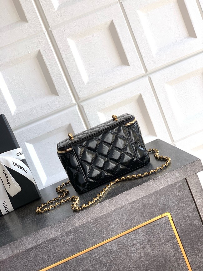 CHANEL 26C Vanity with Chain AP3940 black