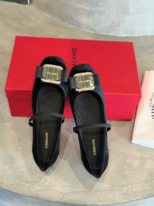 Ferragamo Flat shoes 21039-2