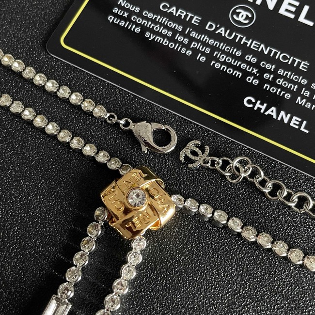 Chanel necklace CE82001