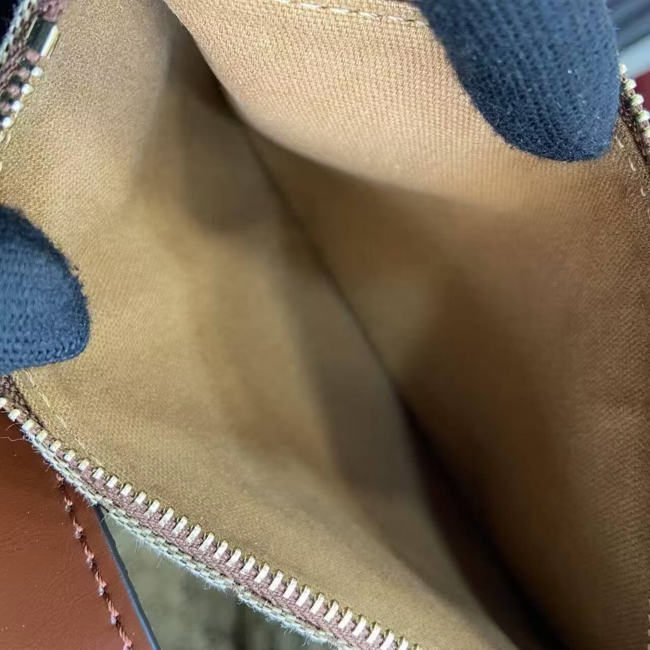 Gucci Giglio Original Oiled Leather large tote GG bag 853971 Brown