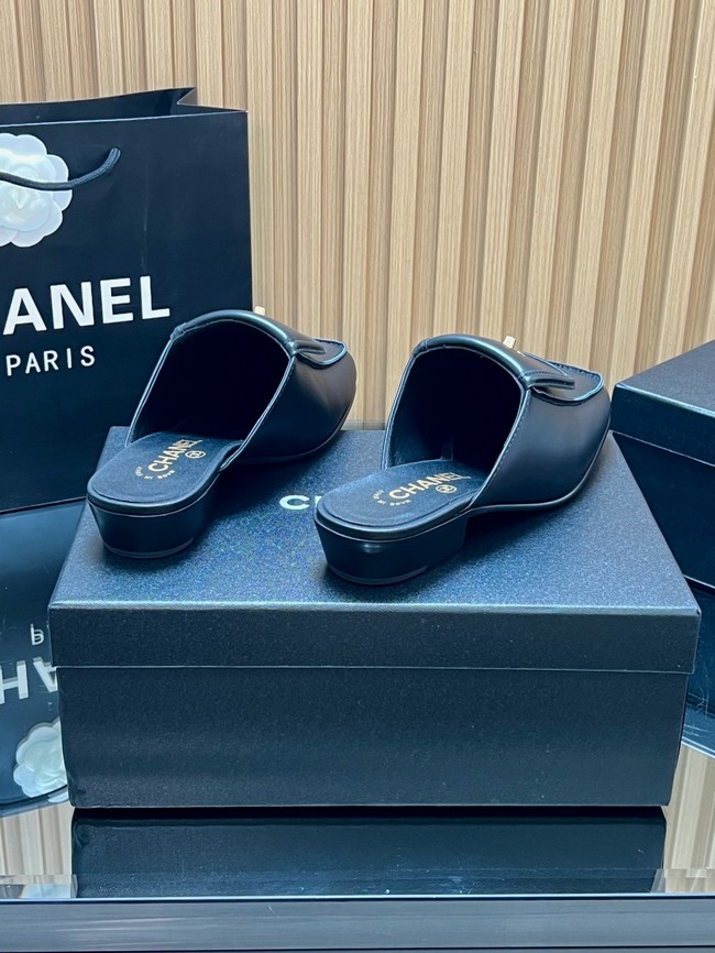 Chanel Mules 67101-3