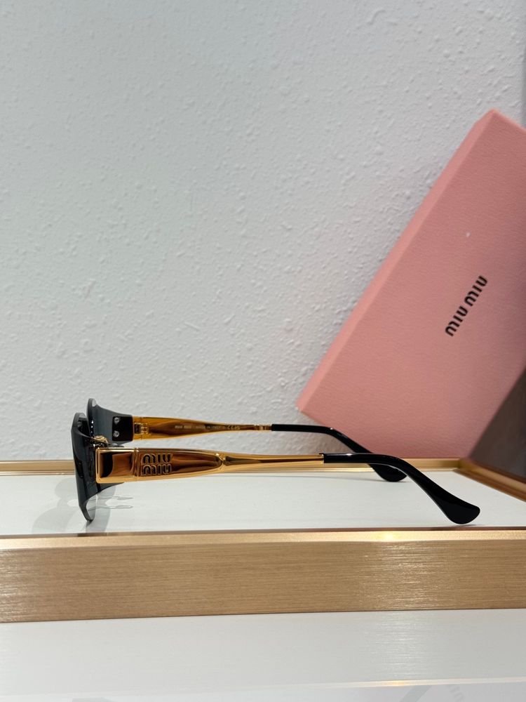 miumiu Sunglasses MMS00002-1