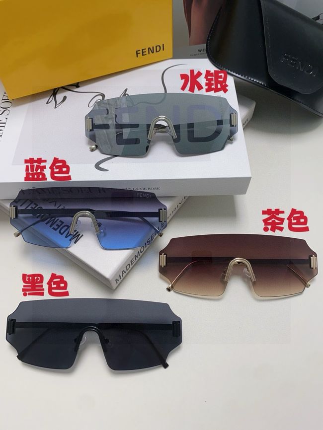 Fendi Sunglasses 821539-1