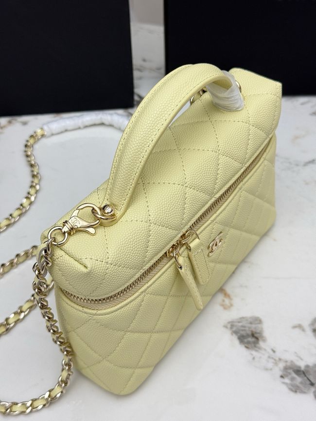 Chanel CLUTCH WITH CHAIN AP4385 yellow