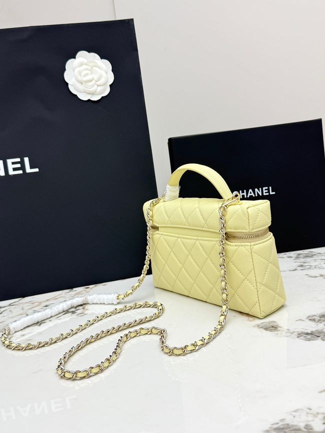 Chanel CLUTCH WITH CHAIN AP4385 yellow