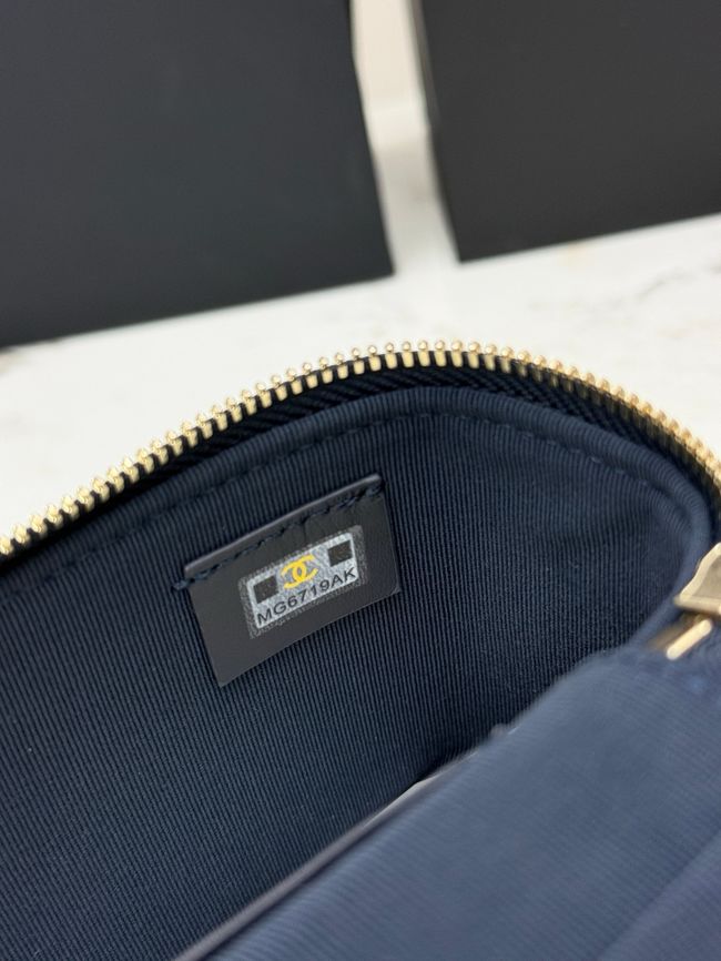 Chanel CLUTCH WITH CHAIN denim AP4385 Royal blue