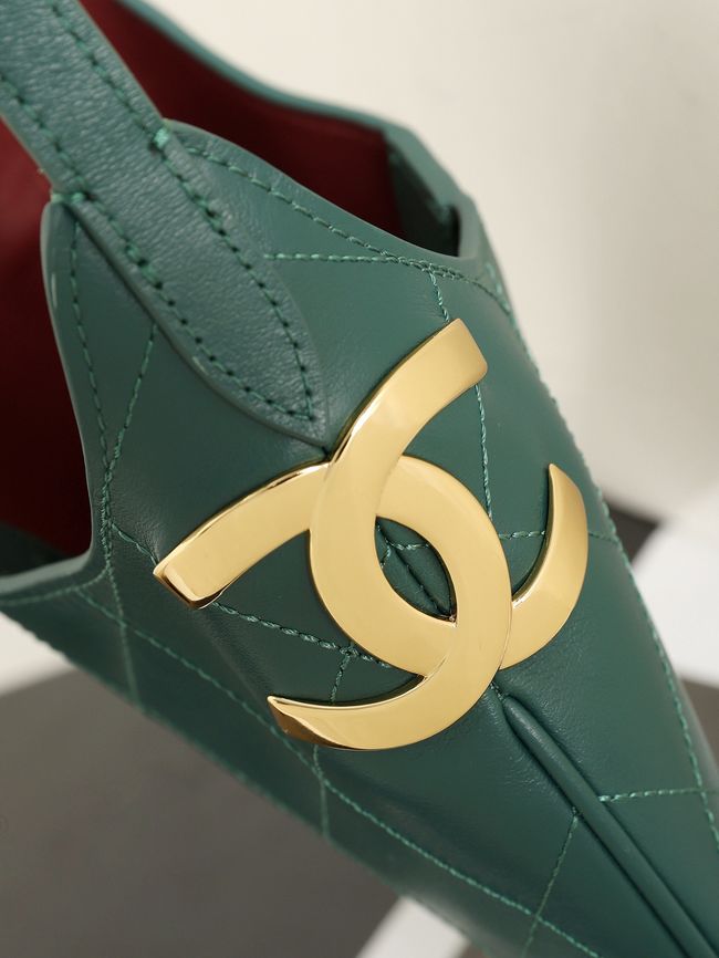 Chanel Calfskin Shoulder Bag AS6479 green